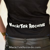 Women T-shirt MackiTek 2