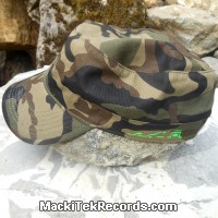 Men: Cap Adjustable Plain Camouflage MackiTek 9 Green