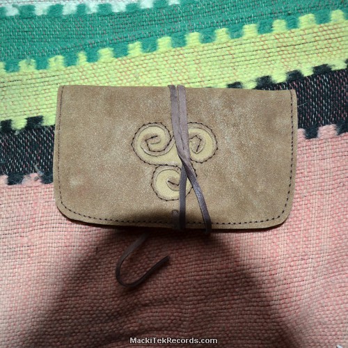 Tobacco Pouch Triskell 4