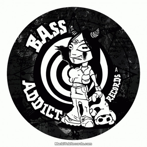 Bass Addict 34