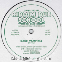 Sozialistischer Plattenbau 12055